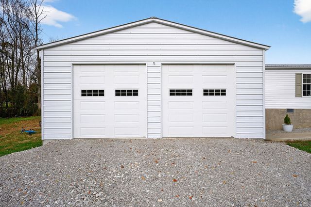 188 Papermill Rd, Quebeck, TN 38579