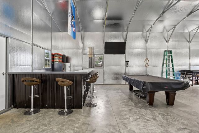 188 Papermill Rd, Quebeck, TN 38579