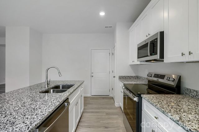 3334 Laboratory Road, Lincolnton, NC 28092