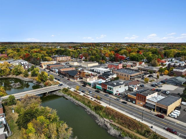 919 Greenlawn Avenue W, Delano, MN 55328