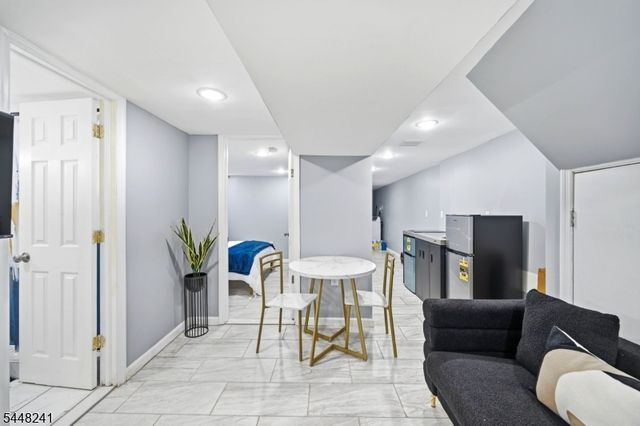 153 Danforth Ave, Jersey City, NJ 07305