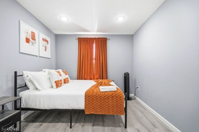 153 Danforth Ave, Jersey City, NJ 07305