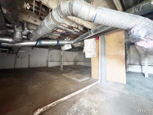 6434 Christopher Drive, St Louis, MO 63129