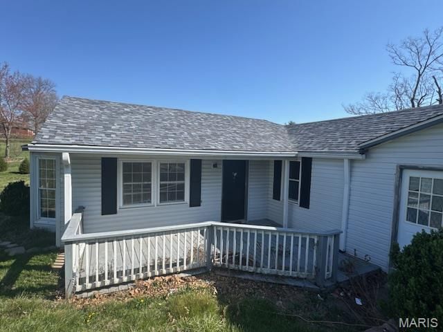 6434 Christopher Drive, St Louis, MO 63129