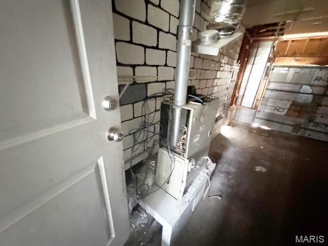 6434 Christopher Drive, St Louis, MO 63129