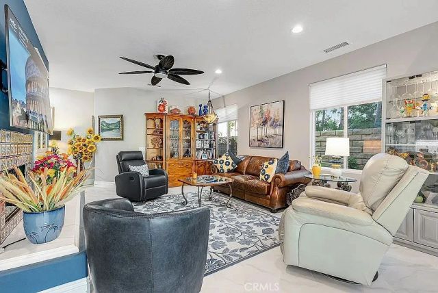 22019 Gold Canyon, Saugus, CA 91390