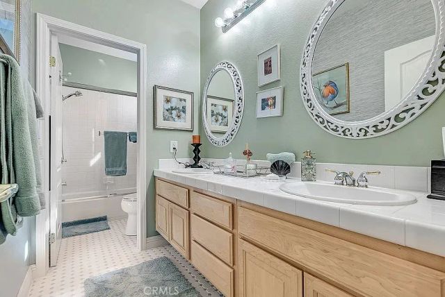 22019 Gold Canyon, Saugus, CA 91390