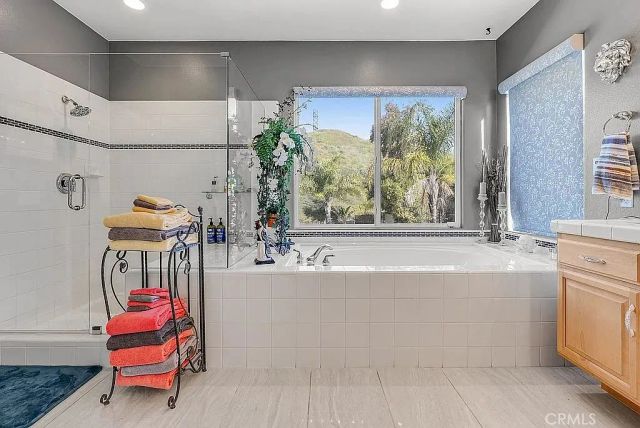 22019 Gold Canyon, Saugus, CA 91390