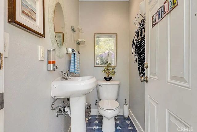 22019 Gold Canyon, Saugus, CA 91390