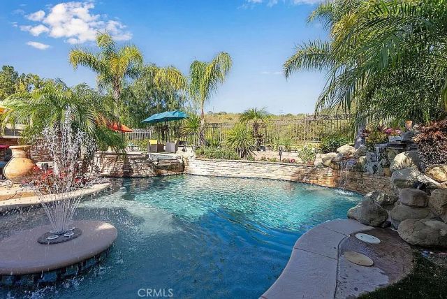 22019 Gold Canyon, Saugus, CA 91390