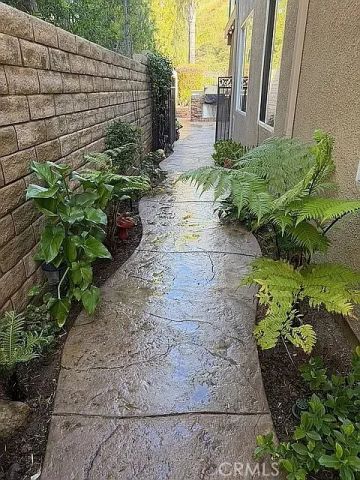 22019 Gold Canyon, Saugus, CA 91390