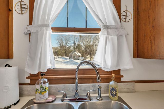 187 Grant Road, Newmarket, NH 03857