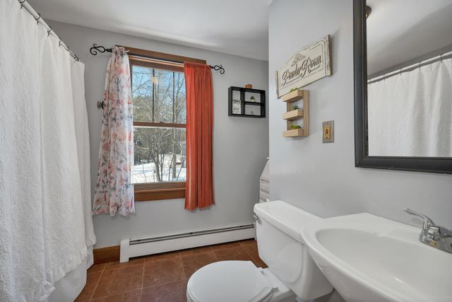 187 Grant Road, Newmarket, NH 03857