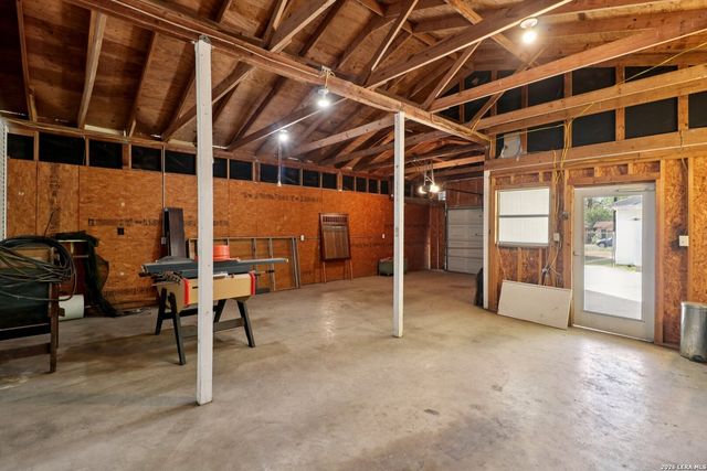 1007 Rigsby, San Antonio, TX 78210