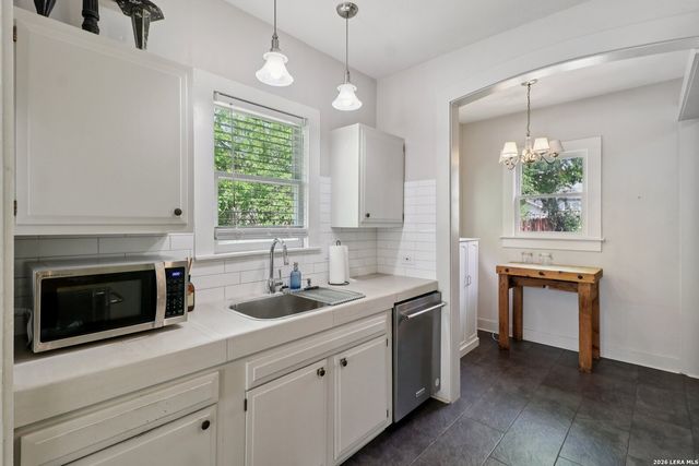 1007 Rigsby, San Antonio, TX 78210