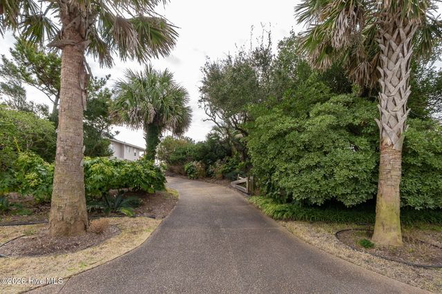 111 Dogwood Circle, Atlantic Beach, NC 28512