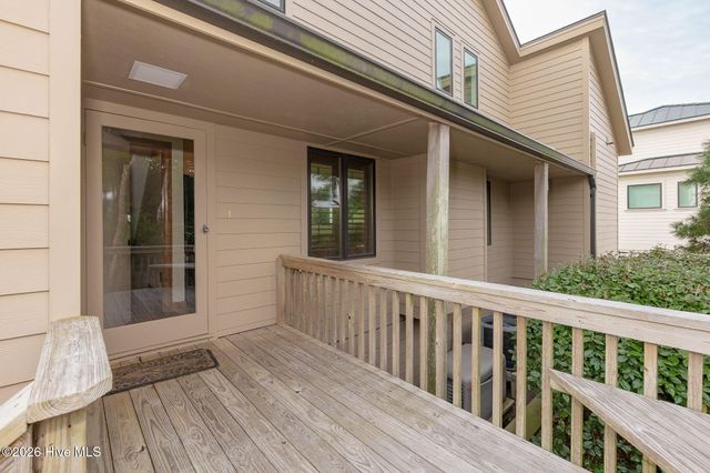 111 Dogwood Circle, Atlantic Beach, NC 28512