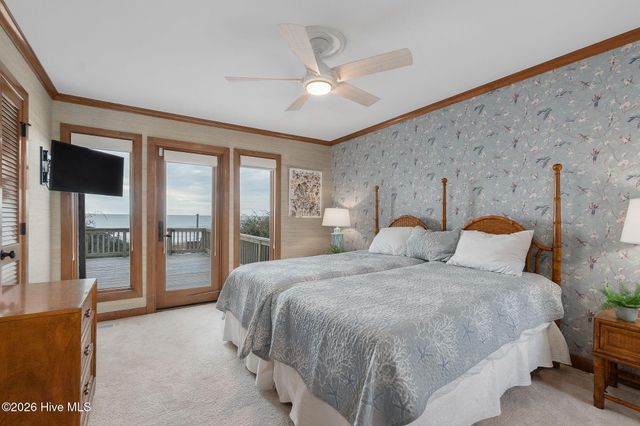 111 Dogwood Circle, Atlantic Beach, NC 28512