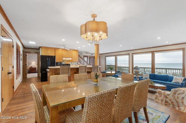 111 Dogwood Circle, Atlantic Beach, NC 28512