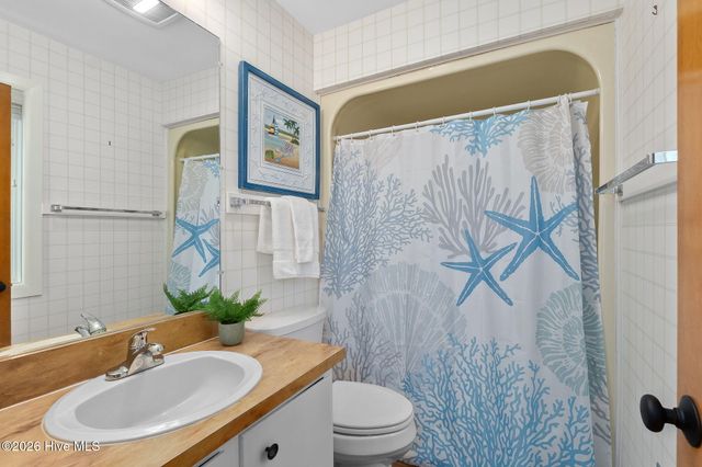 111 Dogwood Circle, Atlantic Beach, NC 28512