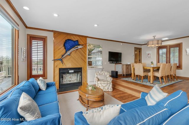 111 Dogwood Circle, Atlantic Beach, NC 28512