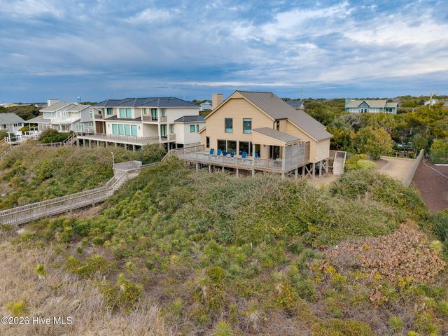 111 Dogwood Circle, Atlantic Beach, NC 28512