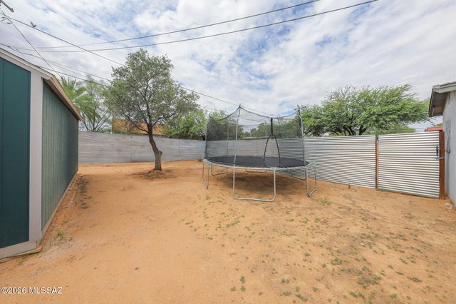 329 W Macarthur Street, Tucson, AZ 85714