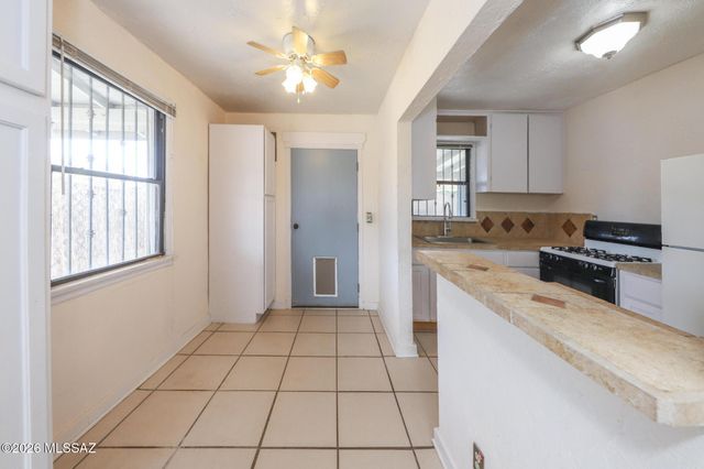 329 W Macarthur Street, Tucson, AZ 85714