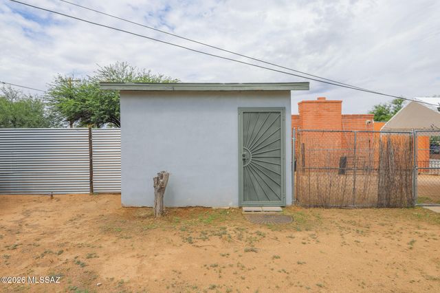 329 W Macarthur Street, Tucson, AZ 85714