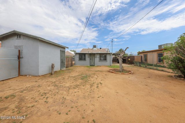 329 W Macarthur Street, Tucson, AZ 85714