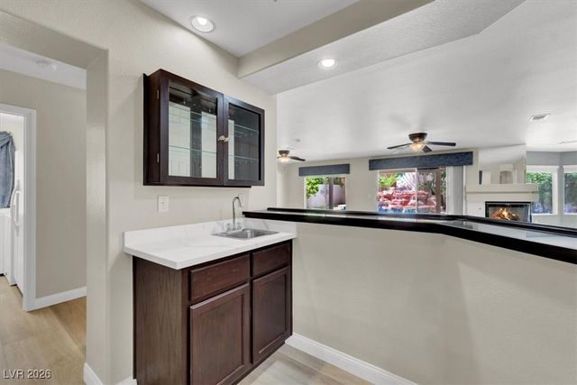 8932 Bracken Cliff Court, Las Vegas, NV 89129