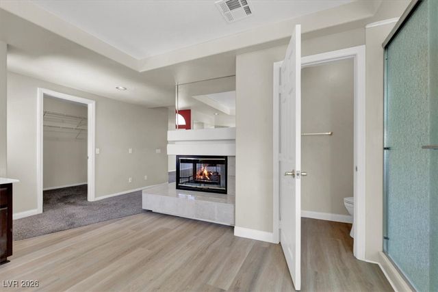 8932 Bracken Cliff Court, Las Vegas, NV 89129