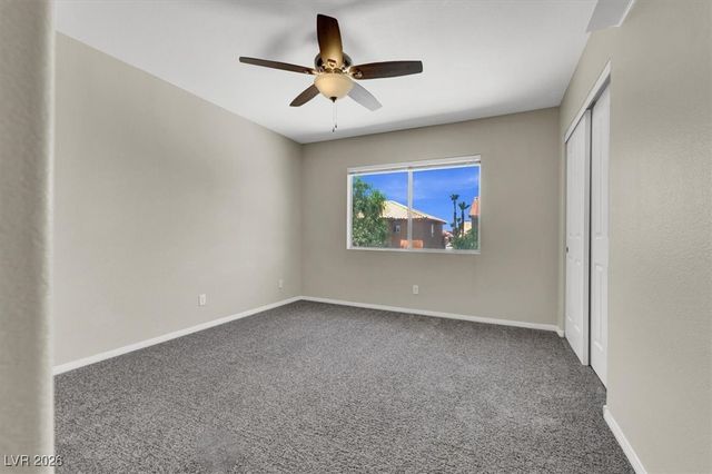 8932 Bracken Cliff Court, Las Vegas, NV 89129