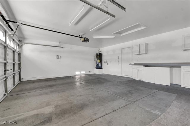 8932 Bracken Cliff Court, Las Vegas, NV 89129