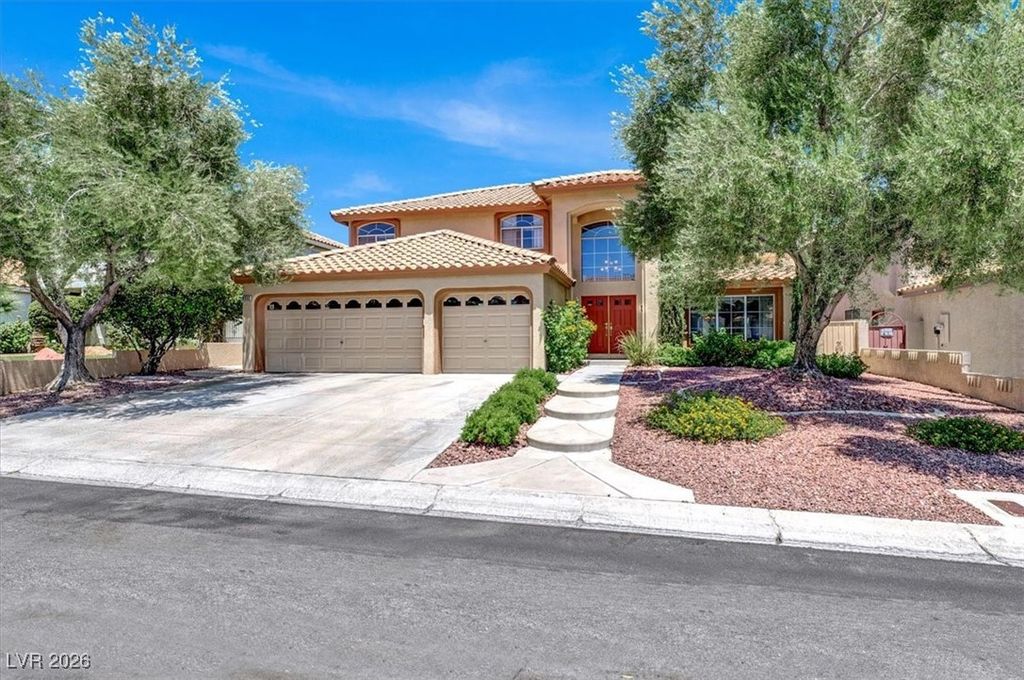 8932 Bracken Cliff Court, Las Vegas, NV 89129
