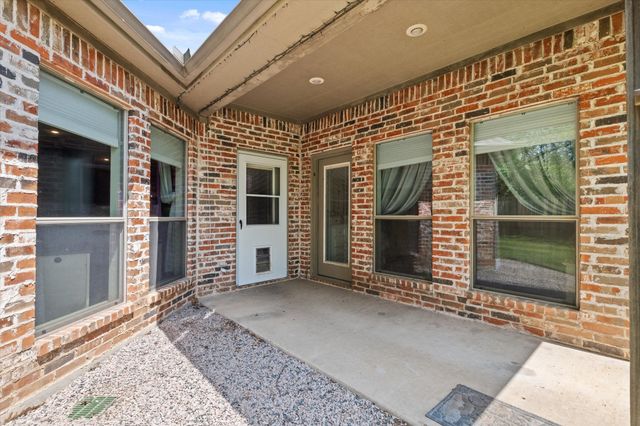 117 Ashlyn Court, Whitesboro, TX 76273