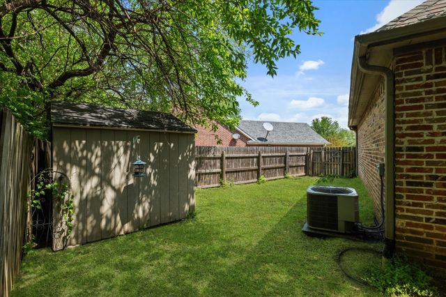 117 Ashlyn Court, Whitesboro, TX 76273