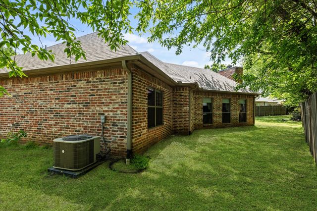 117 Ashlyn Court, Whitesboro, TX 76273