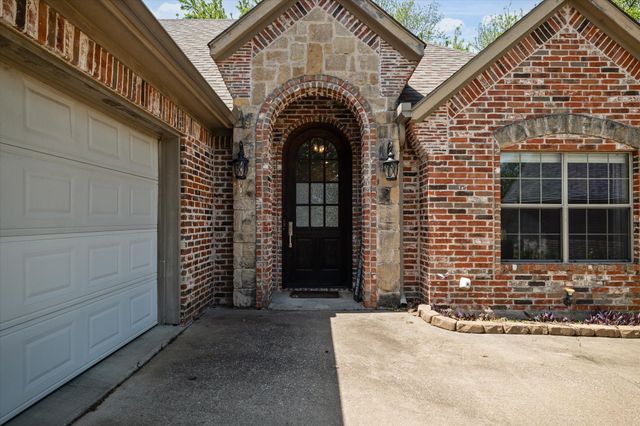 117 Ashlyn Court, Whitesboro, TX 76273