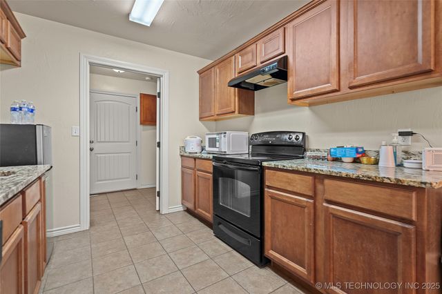 1204 Gantt, Marietta, OK 73448