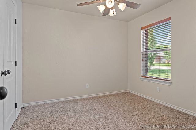 1204 Gantt, Marietta, OK 73448
