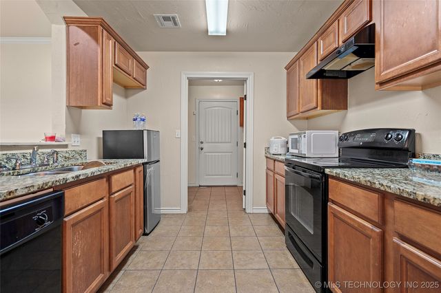 1204 Gantt, Marietta, OK 73448