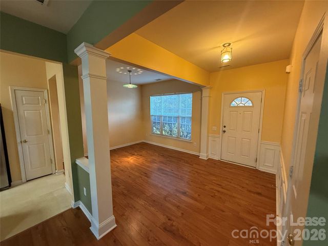 11749 Harsworth Lane, Charlotte, NC 28277