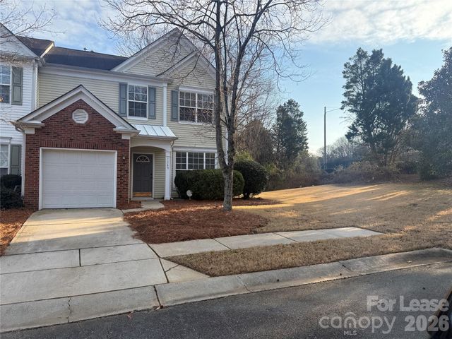 11749 Harsworth Lane, Charlotte, NC 28277