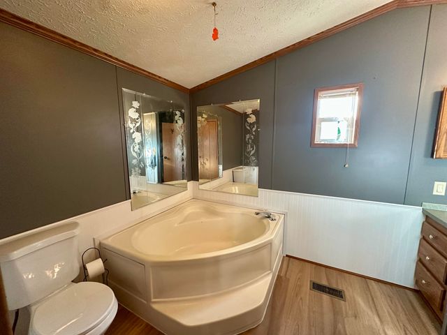 403 Farm Lane, Cadillac, MI 49601