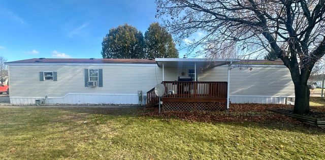 403 Farm Lane, Cadillac, MI 49601