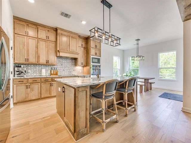 3900 Black Mesa Road, Norman, OK 73071