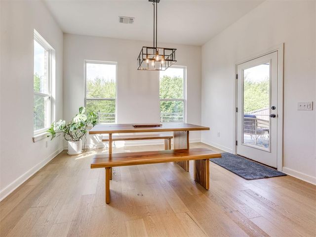 3900 Black Mesa Road, Norman, OK 73071