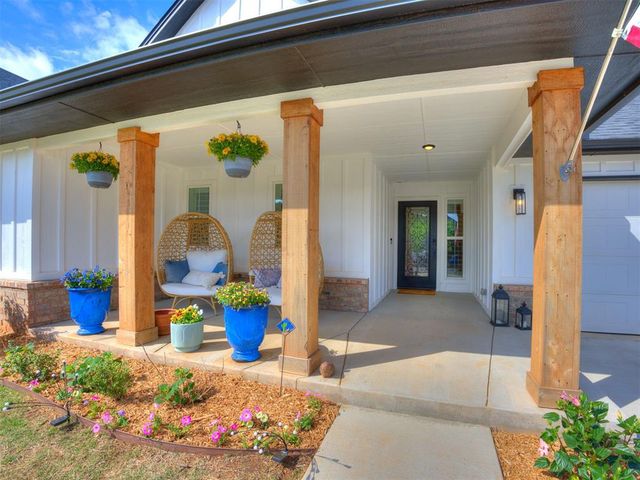 3900 Black Mesa Road, Norman, OK 73071