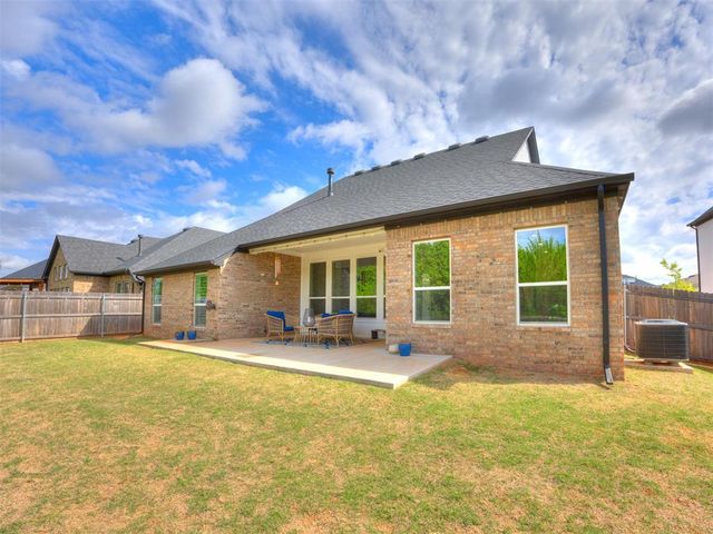 3900 Black Mesa Road, Norman, OK 73071